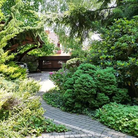 Lejlighed 294 W Cieniu Drzew By Bookinghost Giebultow (Krakow)